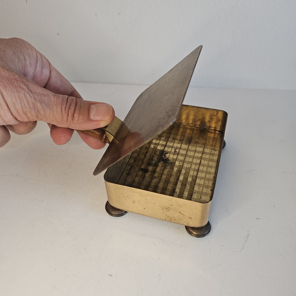Vintage Silent Butler Crumb Catcher Ashtray Brass With Wood Handle Park Sherman